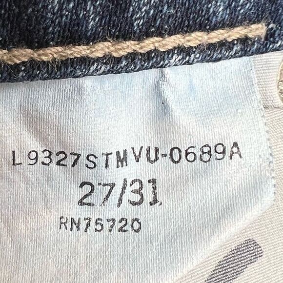 Silver Jeans 🔥 Y2K 🔥 perfectly worn in 🔥  bootcut 🔥 size 27/31 - Picture 6 of 8